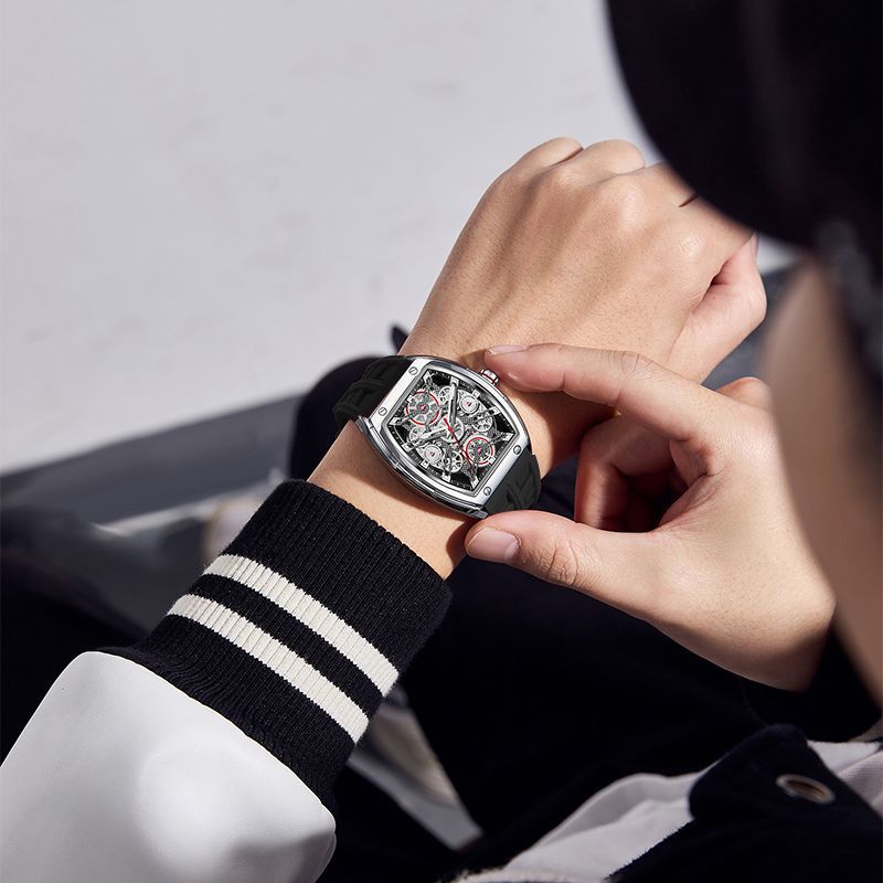 Automatic Mechanical Watch with Hollow Design