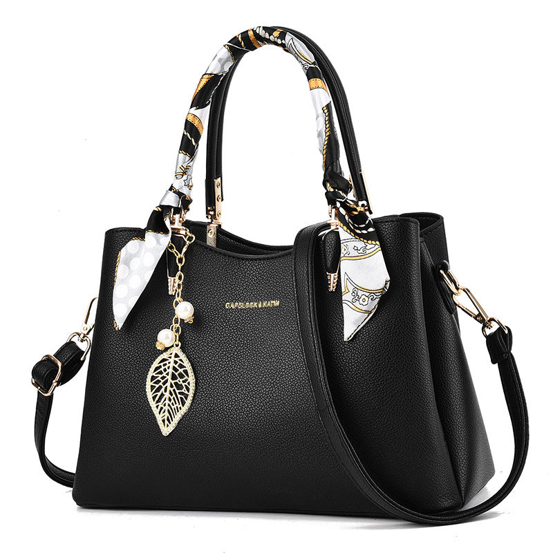 Large-capacity handbag