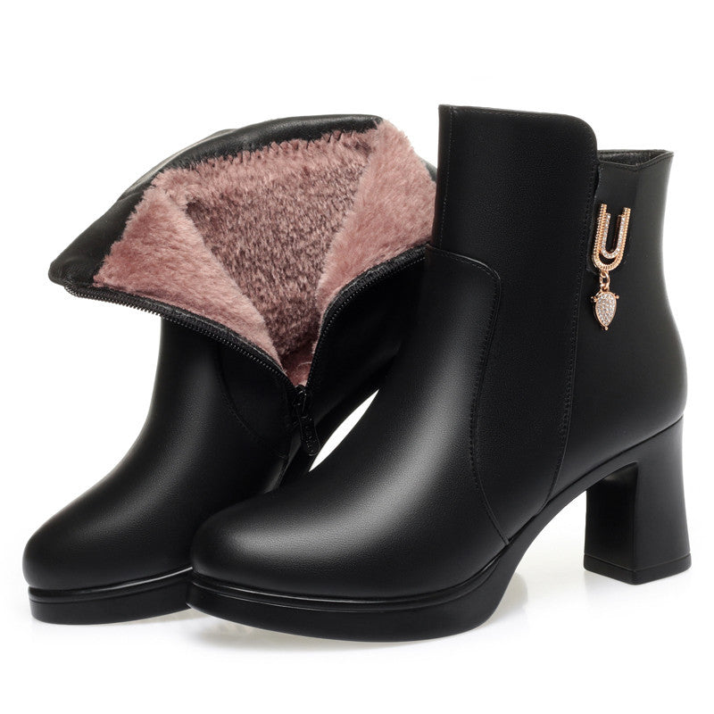 Women's Chunky Heel Winter Boots with Plush Lining