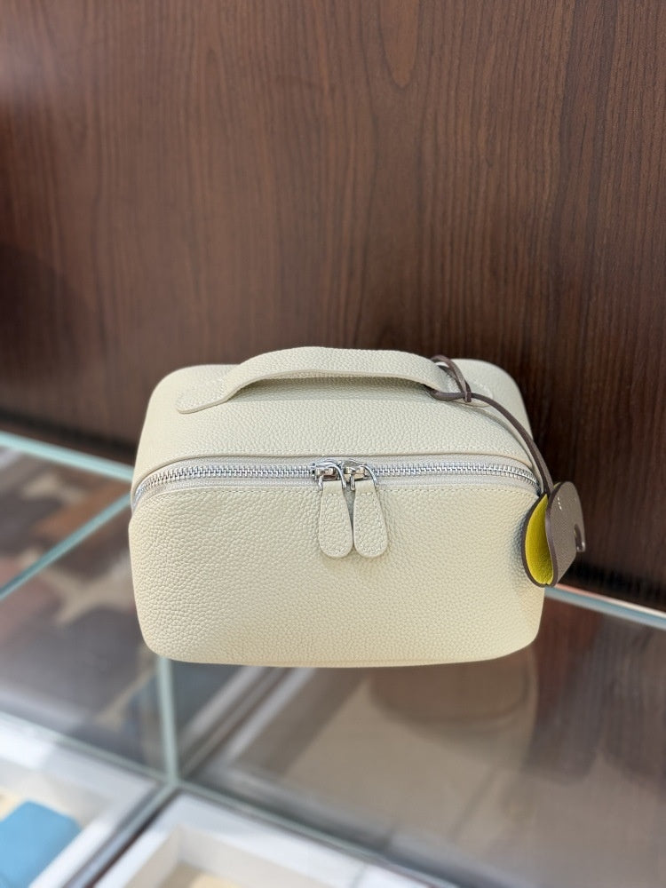 Elegant Premium cosmetic bag